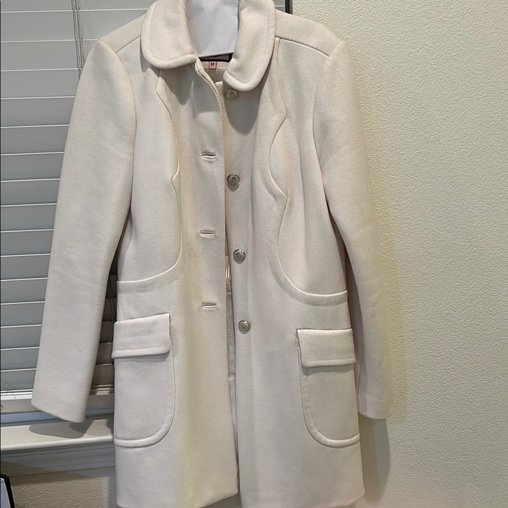 Elegant Cream Women's Coat